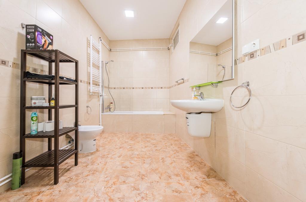 Grand Latina Apartment Мадрид Номер фото
