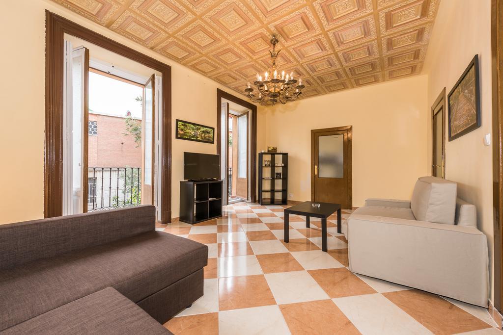 Grand Latina Apartment Мадрид Номер фото