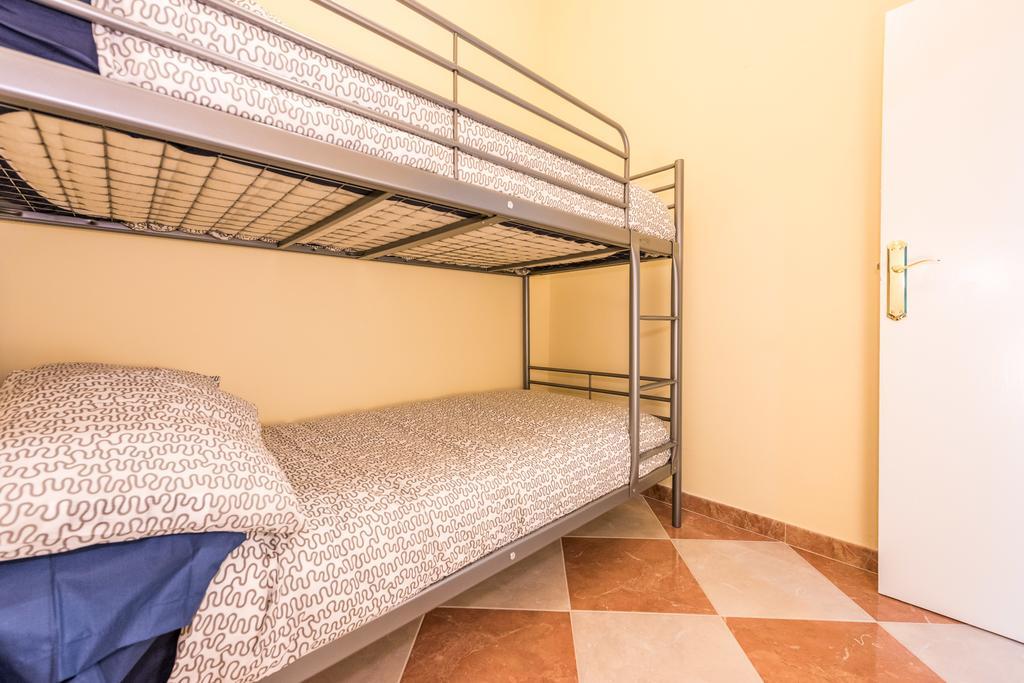 Grand Latina Apartment Мадрид Номер фото