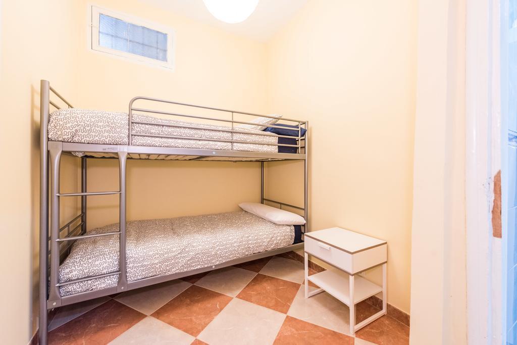 Grand Latina Apartment Мадрид Номер фото