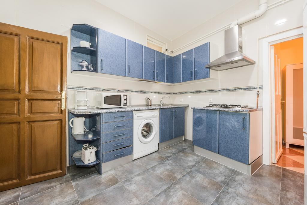 Grand Latina Apartment Мадрид Номер фото