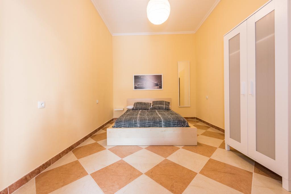 Grand Latina Apartment Мадрид Номер фото
